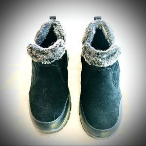 Sketchers Relaxed Fit Air Cooled Memory Foam Boots